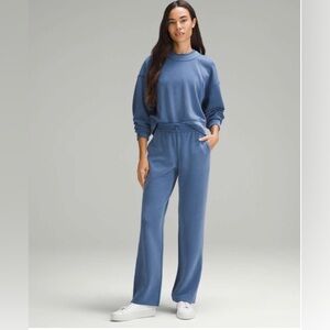 Lululemon Softstreme High-Rise Straight-Leg Pant Women 8 True Navy Blue Sz 8